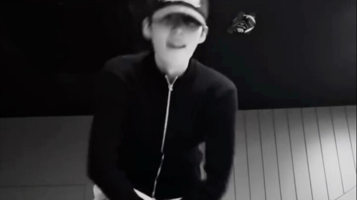 The Latest Challenge Craze—Like Jennie