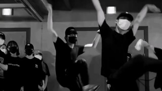 Cheng Hanbin, about how the dance Cheng Hanbin disciplined his hat... The heart arsonist, I want to 