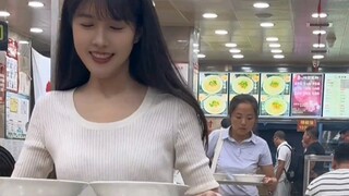 พาเมียไปกินบะหมี่🍜