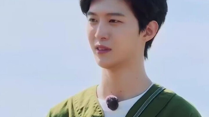 Fan Chengcheng: Apakah kalian punya masalah dengan saya?