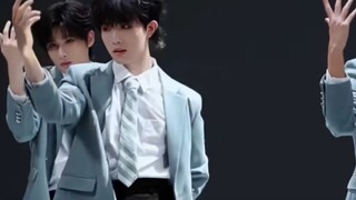 ؟ وما زالت هناك مشاهد لم أرها بعد