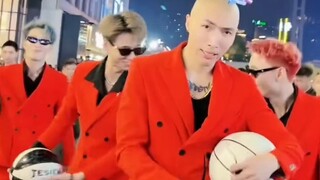 f3 basketball group dance "Subject Three" is this what we call live broadcast! It's really impossibl
