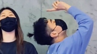 [Bai Xiaobai] Tantangan Tarian Ayam Cha Cha! Dia dan yang lainnya sepertinya tidak terlalu pintar ha