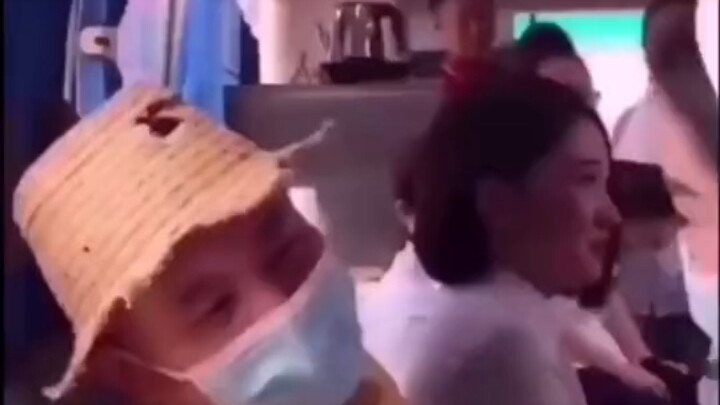 نحن نفعل ذلك طواعية، وليس انتحارًا