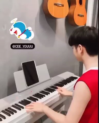 โชว์เปียโนจากคอปเปอร์