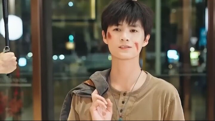 ขอทานเซ่อซ่าที่ไม่มีใครสน…แต่มีพลังเสือโคร่ง อัดนักเลงร้อยคนในพริบตา!