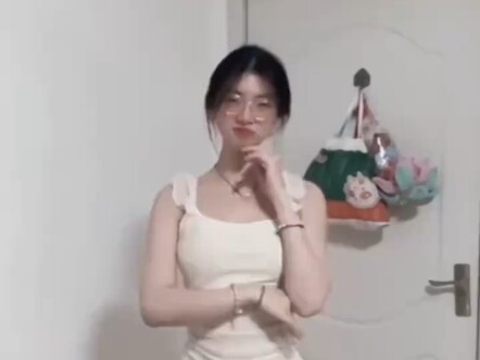 Mèo con, tôi cũng buồn ngủ lắm zZz^.