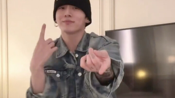 Jeongguk cuối cùng cũng nhảy GGEZ rồi á á á á á
