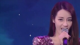 Menghidupkan kembali hari "Dukungan" Reba, saya akan terobsesi dengan Bao. Anda bisa menjadi saudara