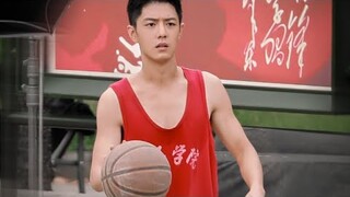 (Xiao Zhan)Girls reactions while watching Zhan because he looks so handsome with basketball