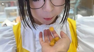 Let me show you the little hamster I'm raising.