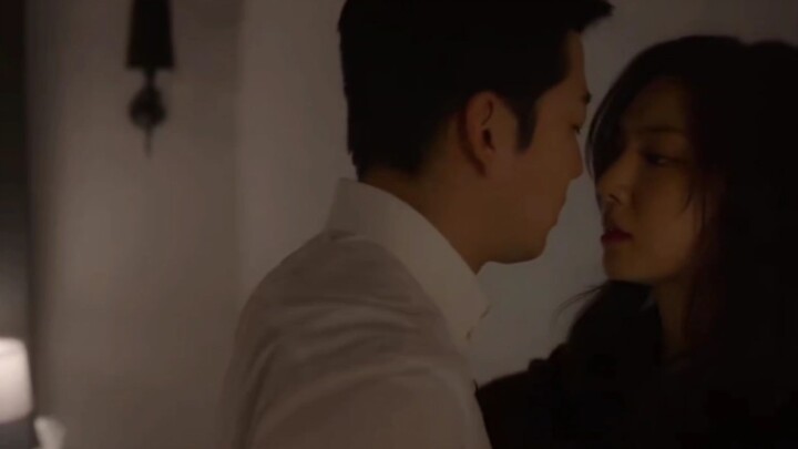 Ini adalah adegan ciuman dewasa yang sesungguhnya [The Sixth Sense Kiss] kiss cut