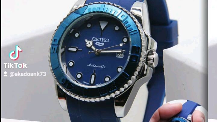 Jam tangan casual