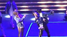 『Re-posted after removal from shelves|Bestie 4k restoration』 Princess hug at Migu Music Live!