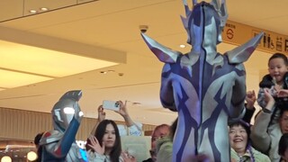 泽塔也想要赛罗的击掌