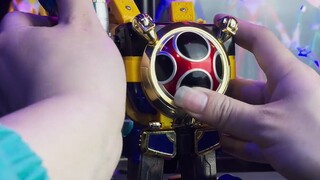 Seri Super Sentai Ninjafu Sentai (1) Bandai DX Tornado God