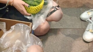 [Aza/Maoxian Kecil] Kaget, sebenarnya ada Maoxian kecil di pihak ke-3 yang sedang memotong melon den