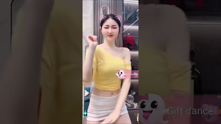 trâm anh bigo live sexy dance girl