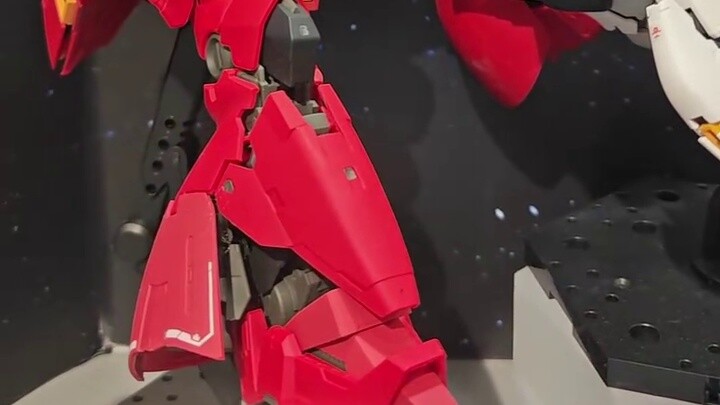 Ada juga pangkalan Gundam di Beijing. Lihat apakah ada yang Anda inginkan.