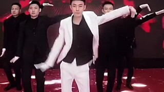 超震撼，320万人同时在线观看，张诗尧最新出炉的青海摇第三季！