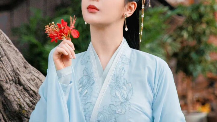 Whoever says Yang Zi is not suitable for ancient costumes, tear it up. [Yang Zi's longing for Xiaoya