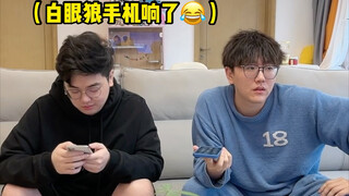 Một cuộc điện thoại khiến bạn trai trải nghiệm cảm giác mất mặt trong xã hội