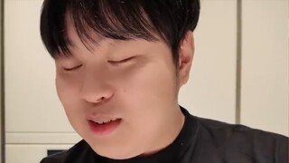 Saya menghabiskan 400 dolar untuk kelas B-box, dan kemudian membawakannya untuk teman-teman rapper s