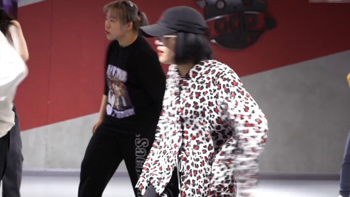 Bài hát thần thánh Trung Quốc hot - Sinking and Reverie Vũ đạo gốc đẹp trai | Chị gái xinh đẹp đến m