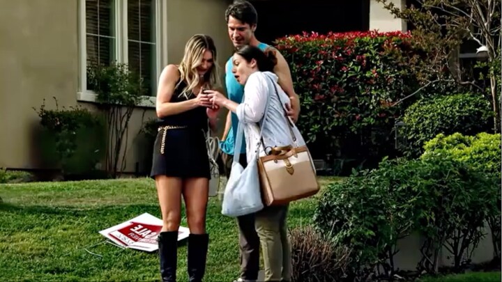 她对此太邪恶了......