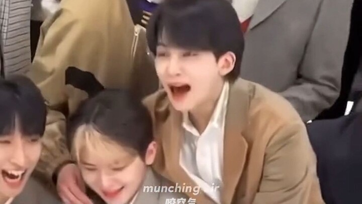 【ين جينهان】 الأرنب ينقذ العالم! بعض العادات اللطيفة لجينهان ني~