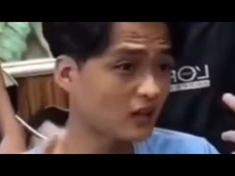 Quán cắt tóc không giòn