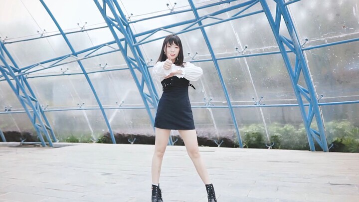 【九九】-Thumbs Up Let’s go dancing together!