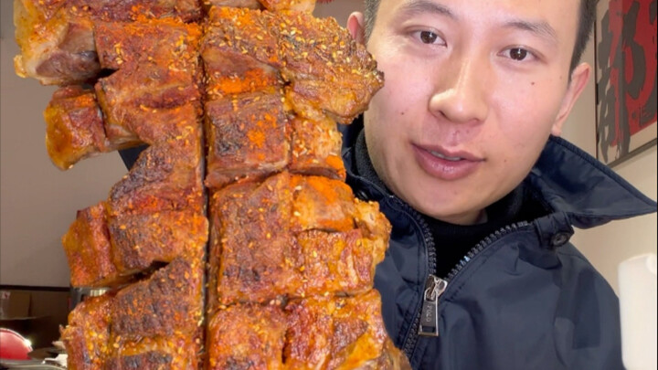 A hot pot of beef tripe and lamb is both warming and satisfying—crunching on a whole lamb leg is pur