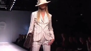 Sheer Dress: Show Off Your Fashion Attitude