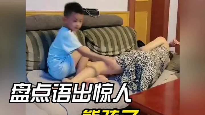 Điểm danh những nhóc tì lém lỉnh gây choáng với phát ngôn bá đạo: Tuổi nhỏ thì làm gì có ý xấu chứ! 