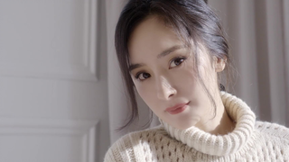 Yang Mi's Stockings Ad
