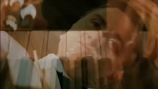 أخي المحب لبطاقات إيكارد بيع بطاقته عن طريق الخطأ: مثل