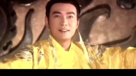 Kaisar yang imut banget tiba-tiba ngidam siomay daging tengah malam, lalu memanggil para selir untuk