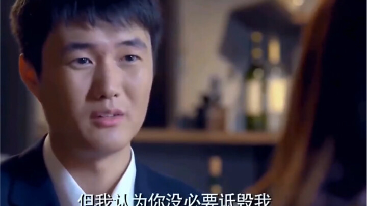 Cảnh hài hước chọc tức cô gái ham tiền!