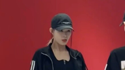 [Tangyuan] คัฟเวอร์แดนซ์ Untouchablecheng Ning Yizhuo blackmamba