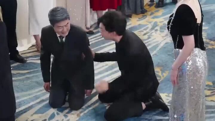 [PART 5] DULU MISKIN, SAMPAI DI TINGGALIN ISTRINYA. SEKARANG JADI KAYA, MANTAN ISTRI MENYESAL