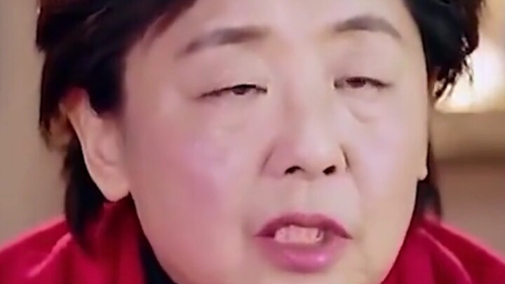 Yang Zi dan Huang Shengyi Berganti Jadi Ibu