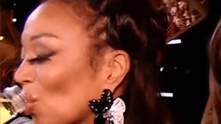 ชาของ Shantimo ก้าวไปอีกระดับแล้ว! ชานติโม: การทำอย่างที่ชาวโรมันทำนั้นเป็นพรสวรรค์!