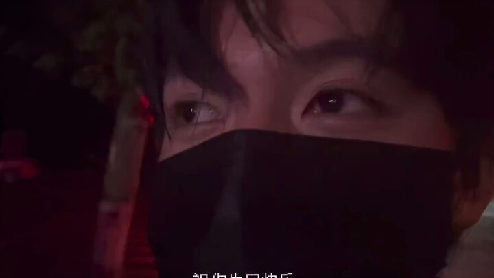 I’m dying laughing! Liu Wen burst into tears as soon as he found out the big brothers were just hang