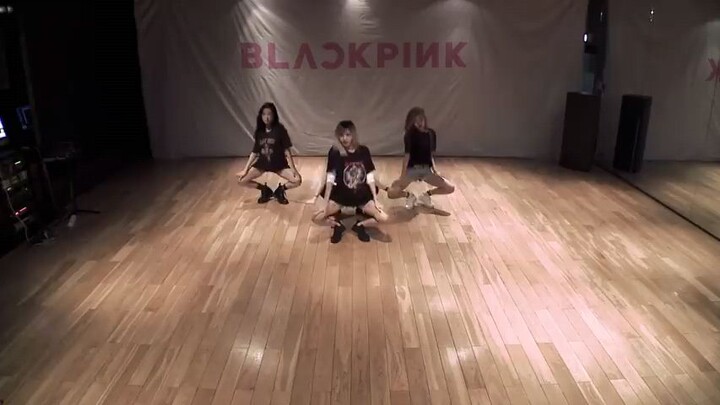 BOOMBAYAH DANCE PRACTICE - BLACKPINK