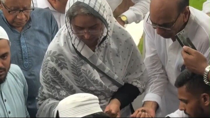 মেয়েদের কবরস্থানে যাওয়া কতটা সত্যি