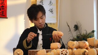 Menarik serat dari 150 kg akar teratai untuk membuat satu helai benang! Semata-mata demi menghadirka