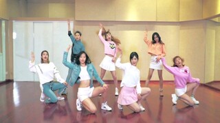 [Bee Girls Team][Liu Yuxin] Play+Gujiguji+Love+Sealed Popular Dance Medley 20170327
