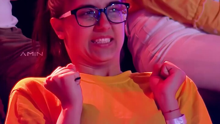 "The talent show stage does not support idlers"