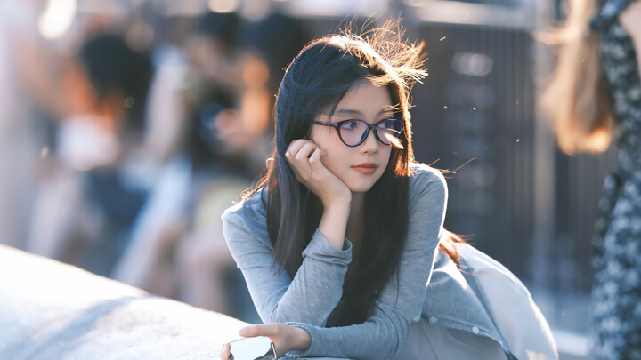 “Chụp lén” cô gái đang chụp ảnh mà không bị từ chối! Còn khen mình chụp đẹp nữa!